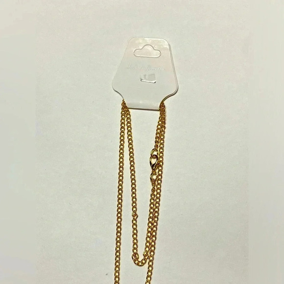 FREE With  Purchase - Gold Cross Necklace - ✝️💛 - Picture 4 of 5